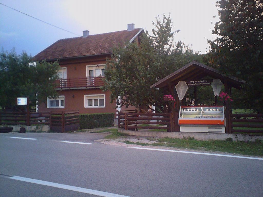 Gacka Rooms Vrhovine Экстерьер фото