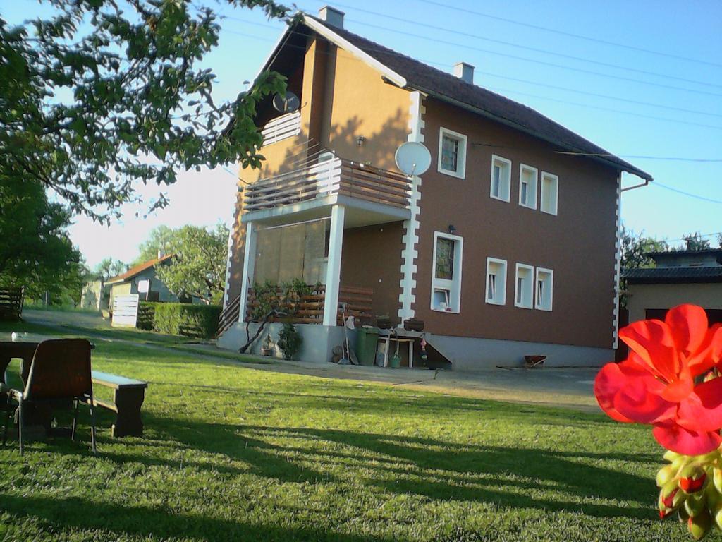 Gacka Rooms Vrhovine Экстерьер фото