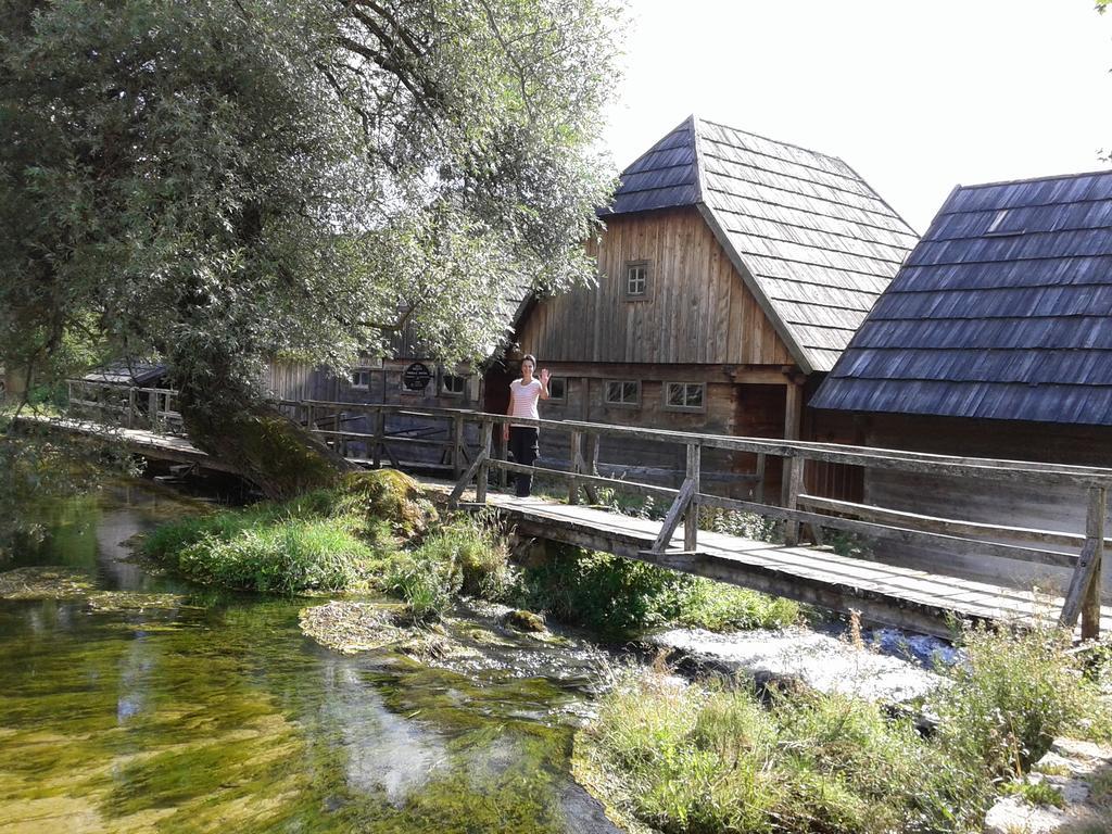 Gacka Rooms Vrhovine Экстерьер фото