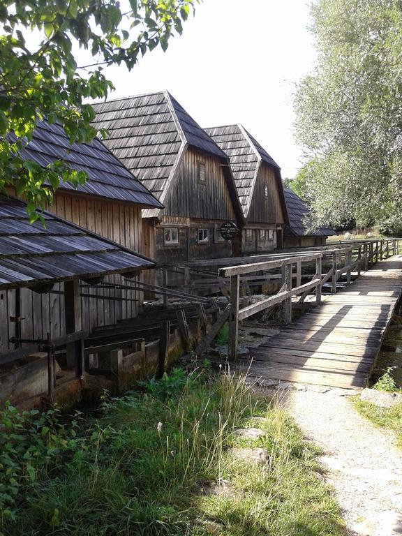 Gacka Rooms Vrhovine Экстерьер фото